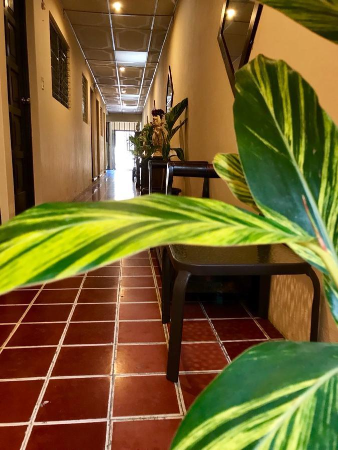 Los Angeles De La Alameda, Hostel Antigua Eksteriør billede